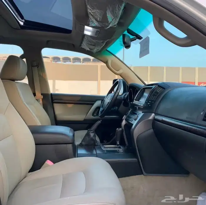 لاندكروزر VXR2011 4