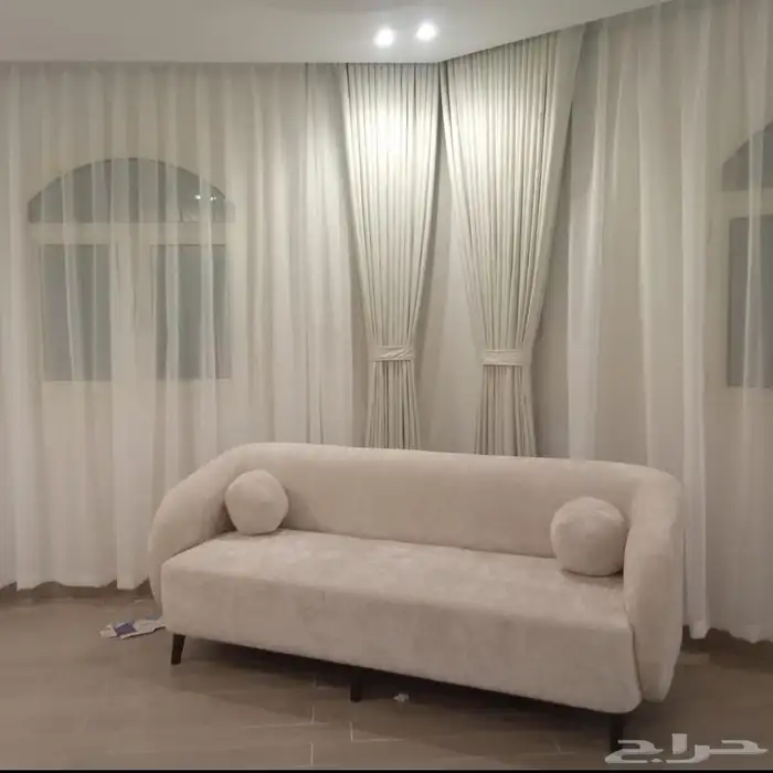 تفصيل كنب وستاير ويفي وستائر فندقيه باعلى المقاييس والجوده 15