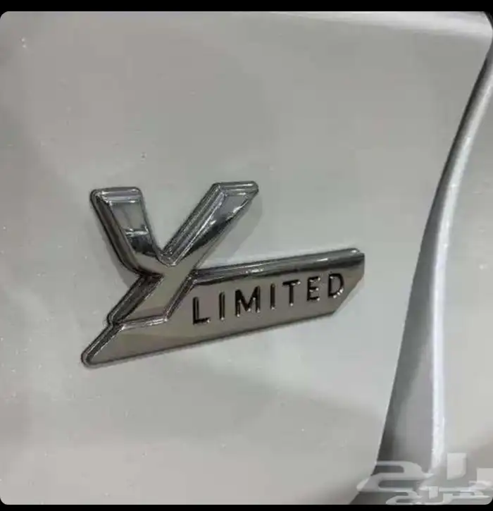 تويوتا يارس 2026 ليميتد عبد اللطيف جميل 17