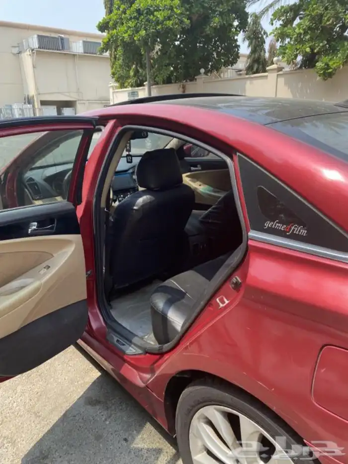 سوناتا 2012 ممشى 270 الف مكينة وقير بحالة جيدة 3