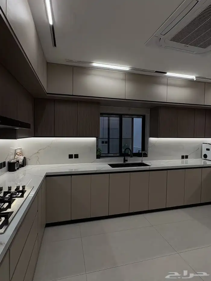 مطابخ فاخرة بلمسة عصرية الجديد في عالم المطابخ. 0