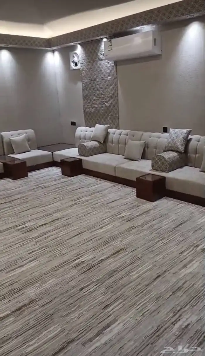 كنب مجلس مساند تفصيل تنجيد ستائر ويفي.. 9