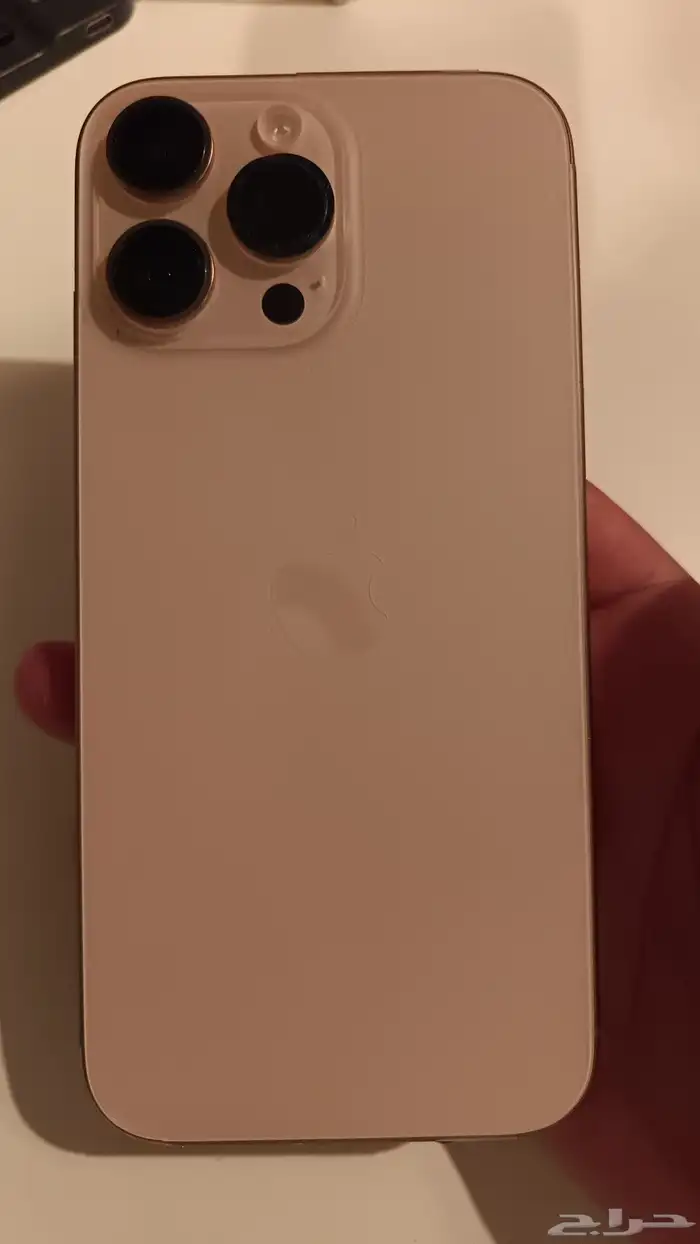 ايفون برو ماكس 16 1