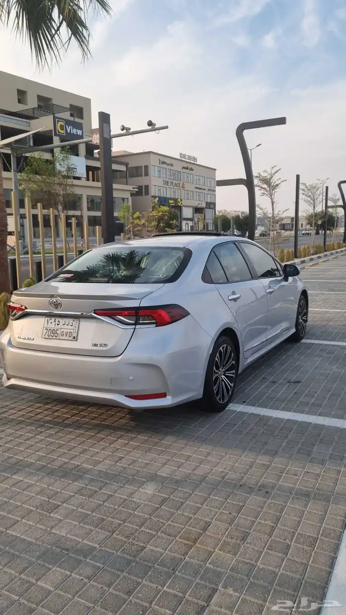 تيوتا كورلا للبيع موديل 2022فل كامل 5