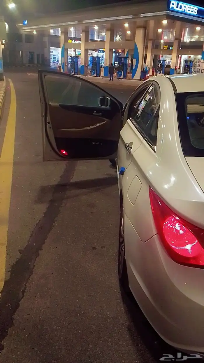 سناتا2011. للبيع 4