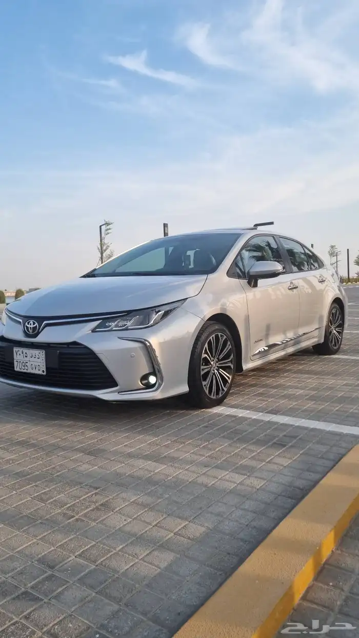 تيوتا كورلا للبيع موديل 2022فل كامل 2