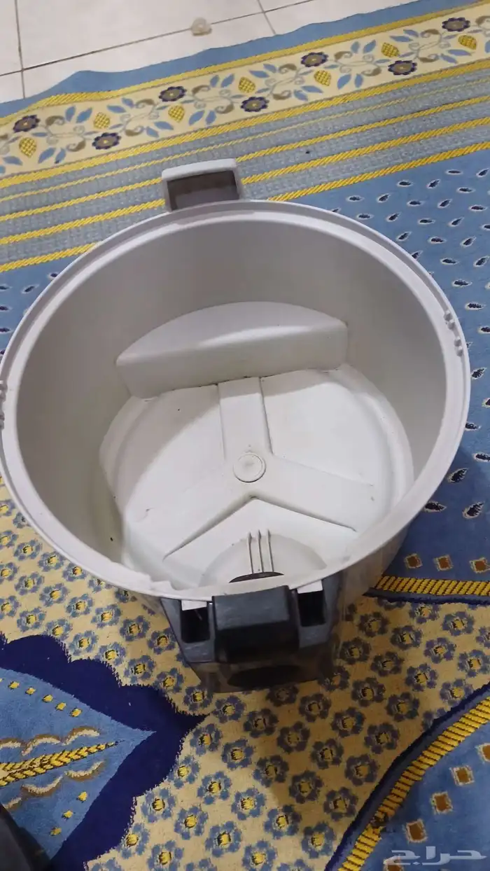 مكنسه كهربائيه غبار فقط قوه 220فولت 2