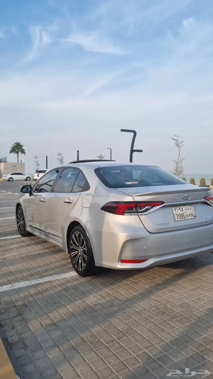 تيوتا كورلا للبيع موديل 2022فل كامل 4