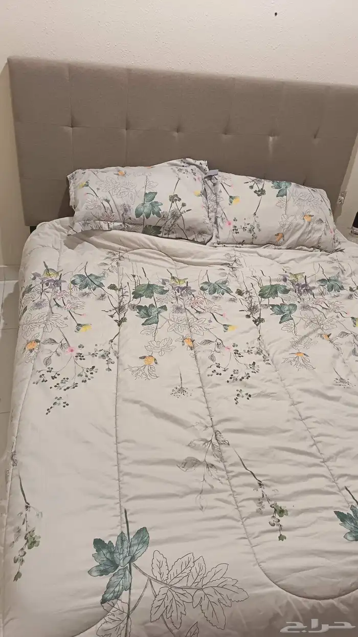 مجموعة اثاث للبيع 1