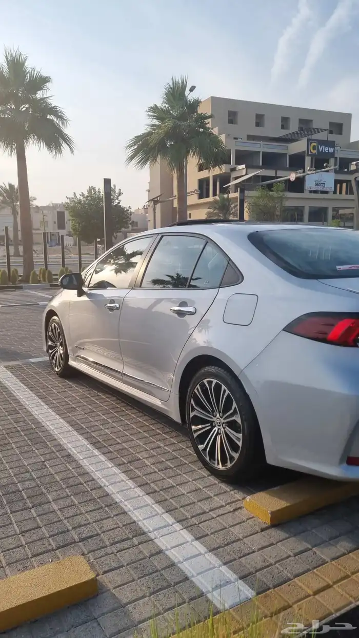 تيوتا كورلا للبيع موديل 2022فل كامل 1