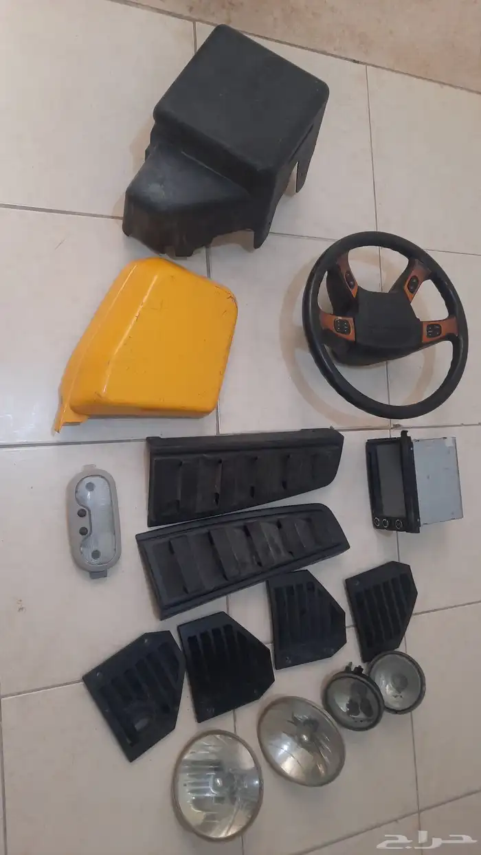 اغراض همر h2 موديل 2003 للبيع 0