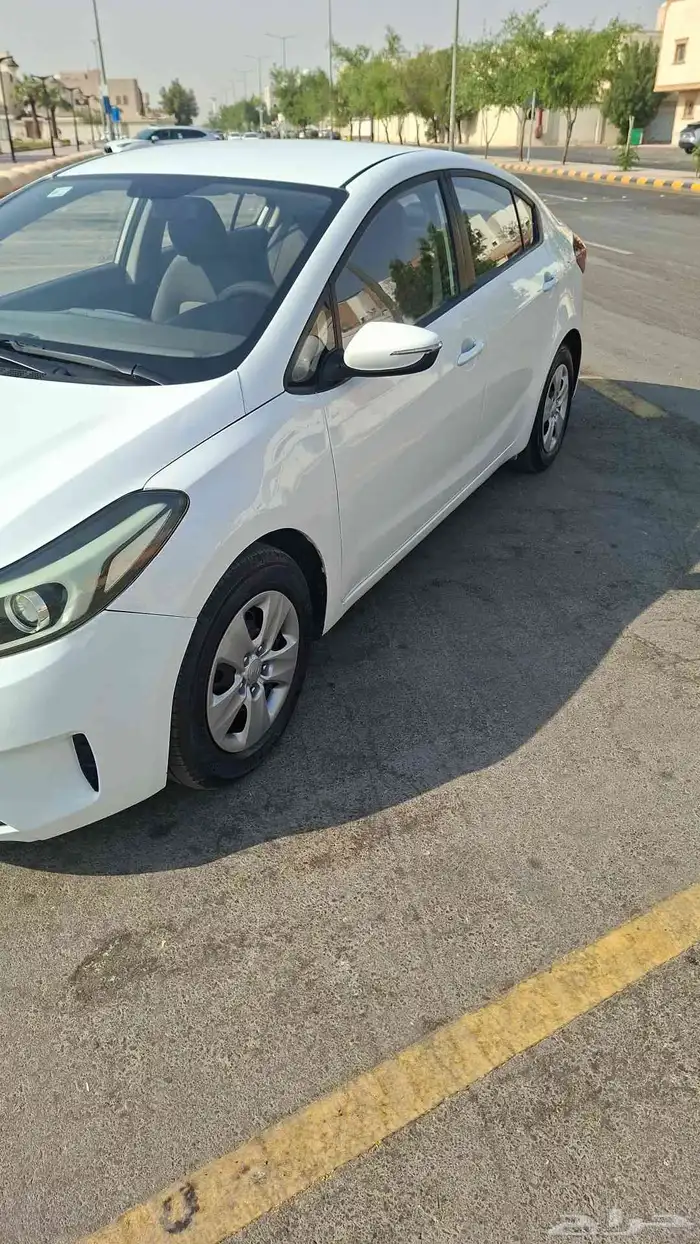 كيا سيراتو 2017 بحالة ممتازة جدا 3