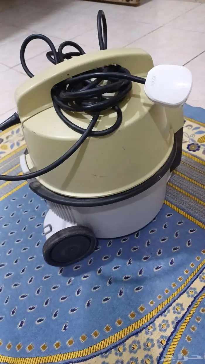 مكنسه كهربائيه غبار فقط قوه 220فولت 1