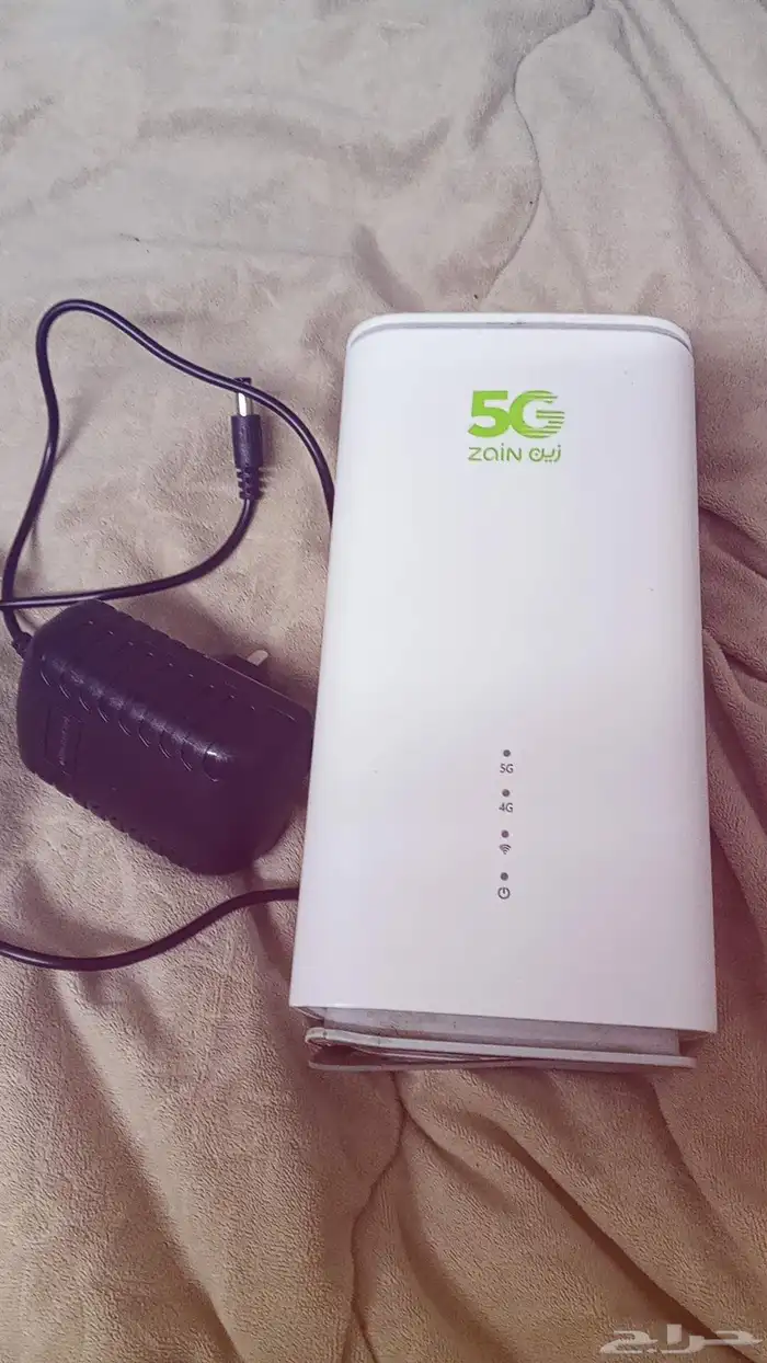 مودم للبيع 5G نظيف ومافي اي عيب استخدام بسيط جدا للبيع متاح 0