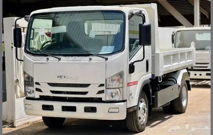 إيسوزو د ينا قلاب 3 طن 2025 ايجار منتهي بالتميلك كاش 0