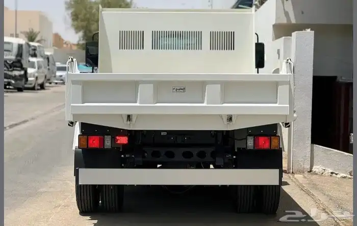 إيسوزو د ينا قلاب 3 طن 2025 ايجار منتهي بالتميلك كاش 3