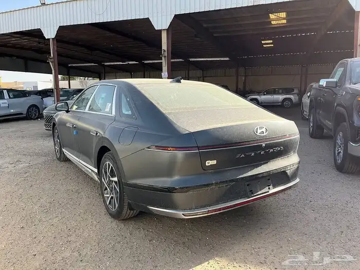 هونداي ازيرا كلاسيك 2026 4