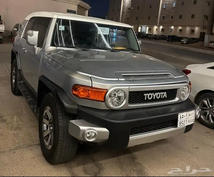 تويوتا FJ 2008 1