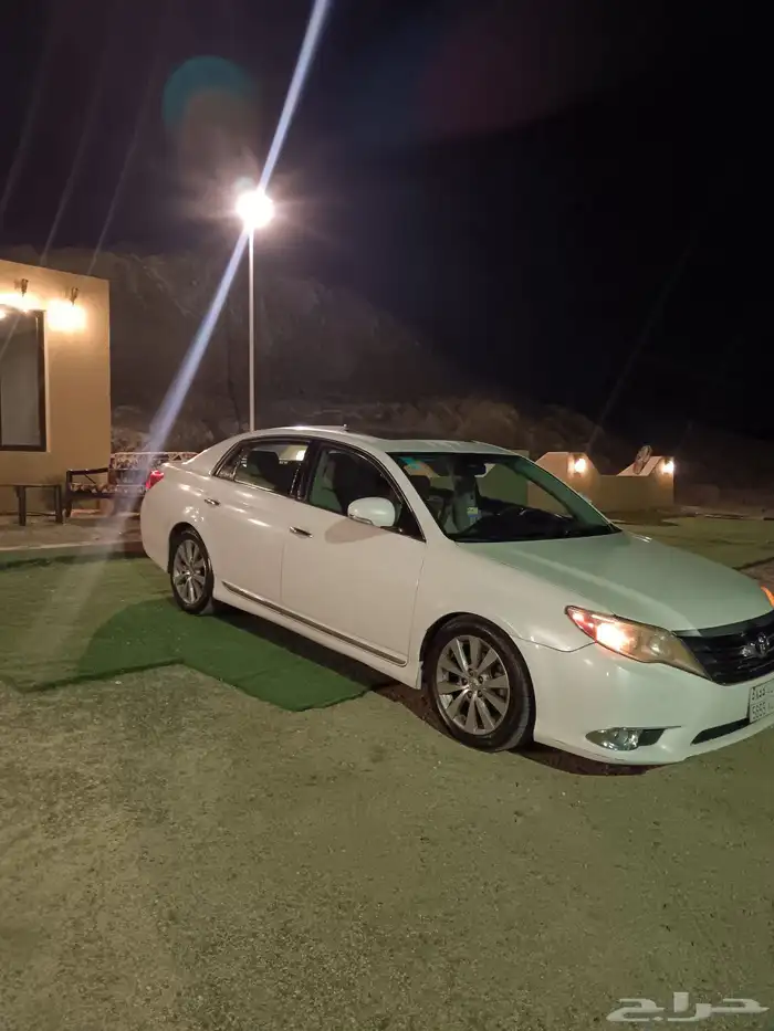 للبيع السياره افالون مديل 2012 ليمتيد 17