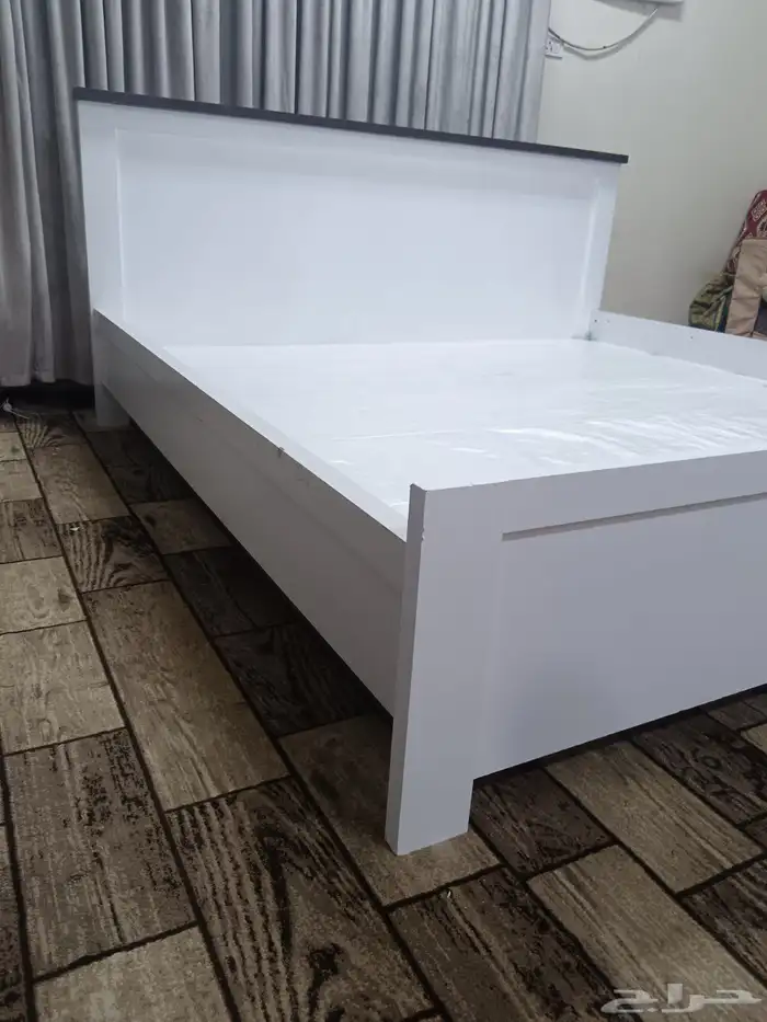 سرير نفرين نضيف مستخدم للبيع 2