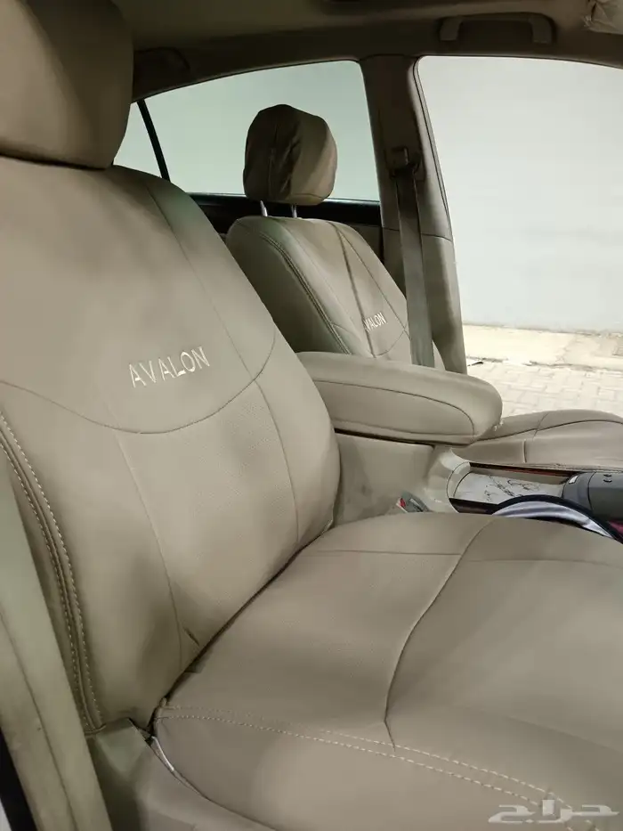 للبيع السياره افالون مديل 2012 ليمتيد 29