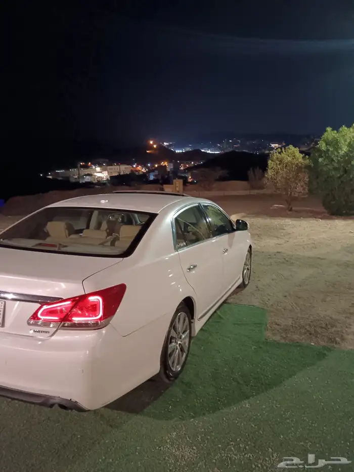 للبيع السياره افالون مديل 2012 ليمتيد 12