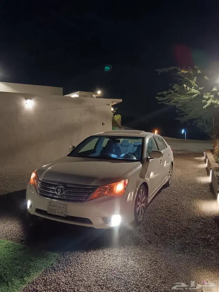 للبيع السياره افالون مديل 2012 ليمتيد 25