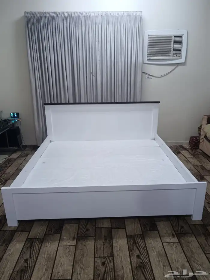 سرير نفرين نضيف مستخدم للبيع 0