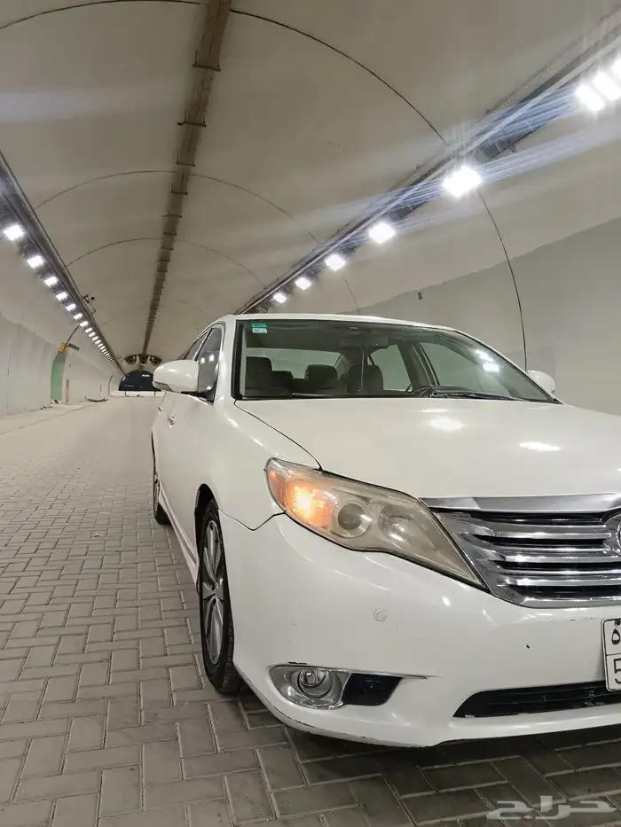 للبيع السياره افالون مديل 2012 ليمتيد 5