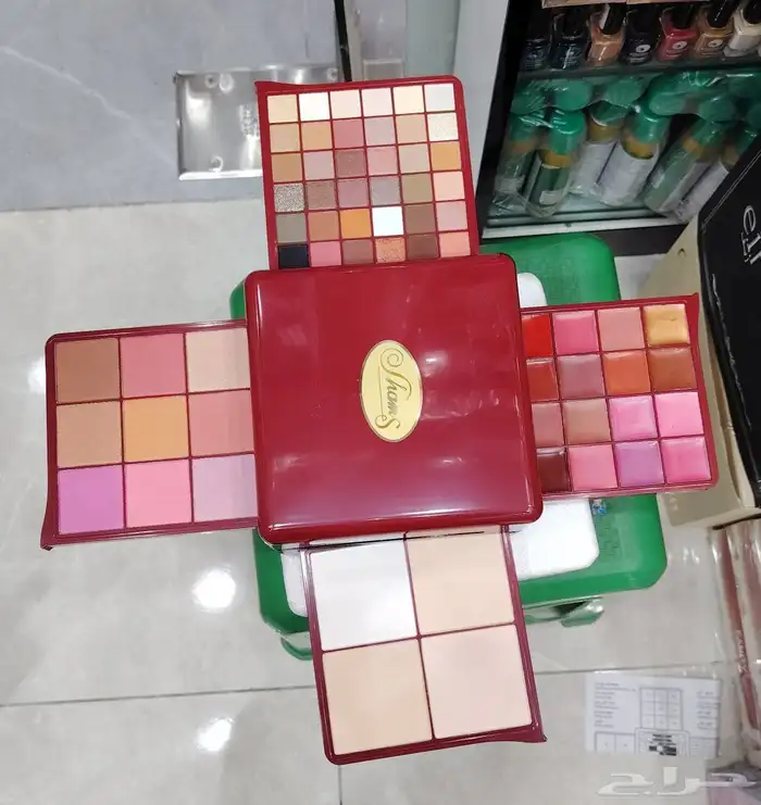 علب مكياج عمليه وموفره 4