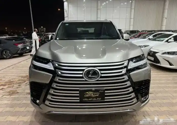 لكزس LX600 موديل 2022 فل كامل BB نظيف جدآ 2