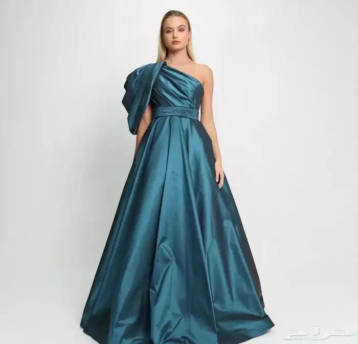 فستان المصممة ايمان السحيم 1