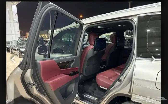 لكزس LX600 موديل 2022 فل كامل BB نظيف جدآ 19