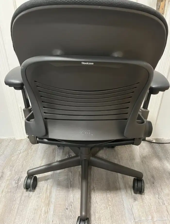 كرسي Steelcase Leap الامريكي متوفر واحد فقط 1