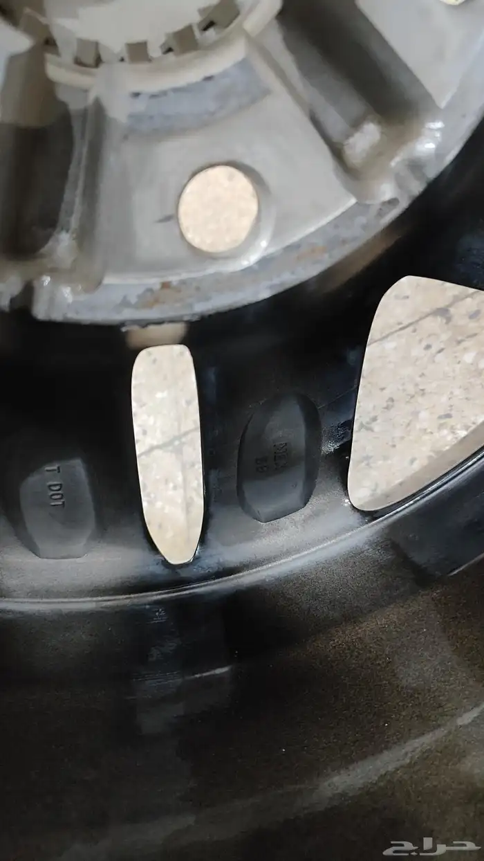 جنوط سلفرادو تريل بوس 2023 مقاس 18 اصلي 5