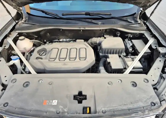 فورد تيرتوري 2024 فل كامل (تيتانيوم) مع إضافات 18