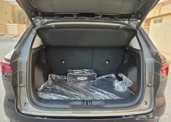 فورد تيرتوري 2024 فل كامل (تيتانيوم) مع إضافات 1