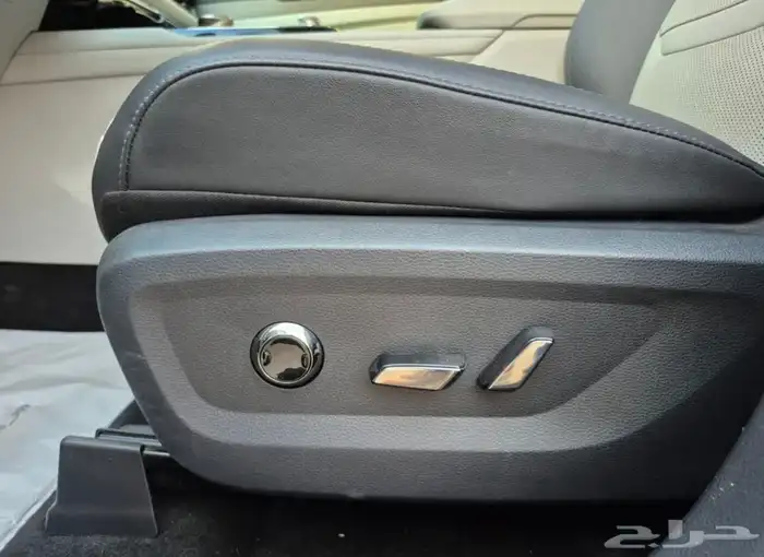 فورد تيرتوري 2024 فل كامل (تيتانيوم) مع إضافات 21