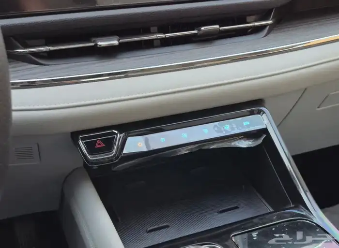 فورد تيرتوري 2024 فل كامل (تيتانيوم) مع إضافات 28