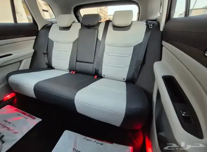 فورد تيرتوري 2024 فل كامل (تيتانيوم) مع إضافات 30