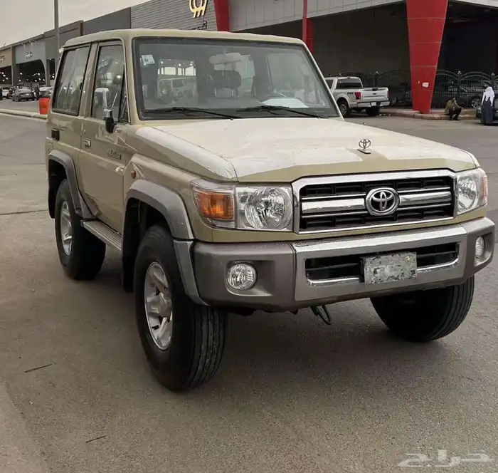 مطلوب ربع بيج رفرف 0