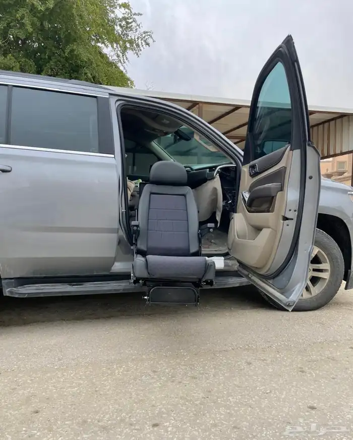 كرسي سيارة كهربائي 0