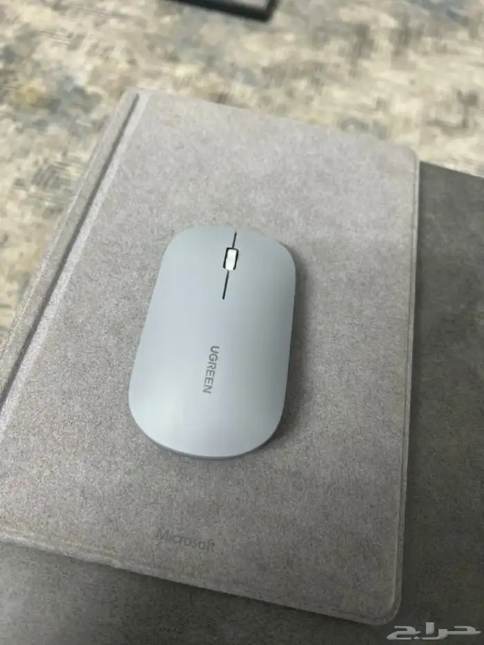 لاب توب ميكروسوفت نظيف جدا مع كيبورد وماوس للبيع 8