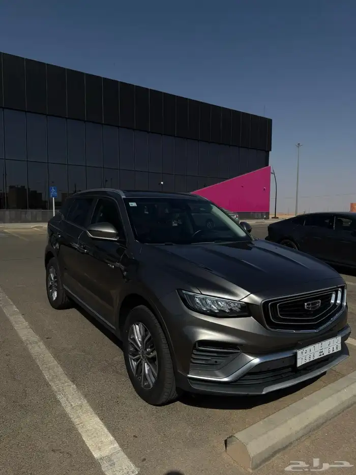 جيلي ازكارا 2022 3