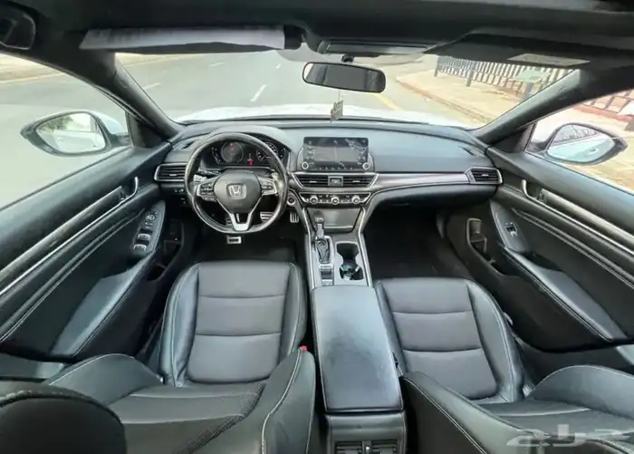 هوندا اكورد 2018 سبورت نظيف جدا 7