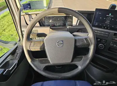 راس شاحنة فولفو index