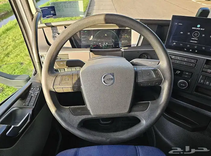 راس شاحنة فولفو 7