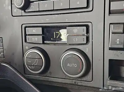 راس شاحنة فولفو index