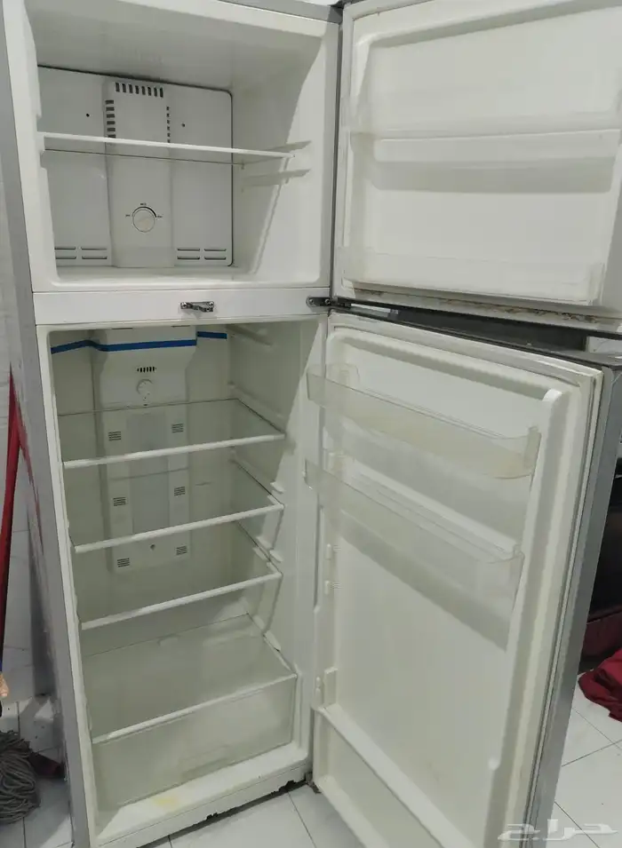 ثلاجة دانسات 12 قدم حاله ممتازه تبريد وتجميد 0