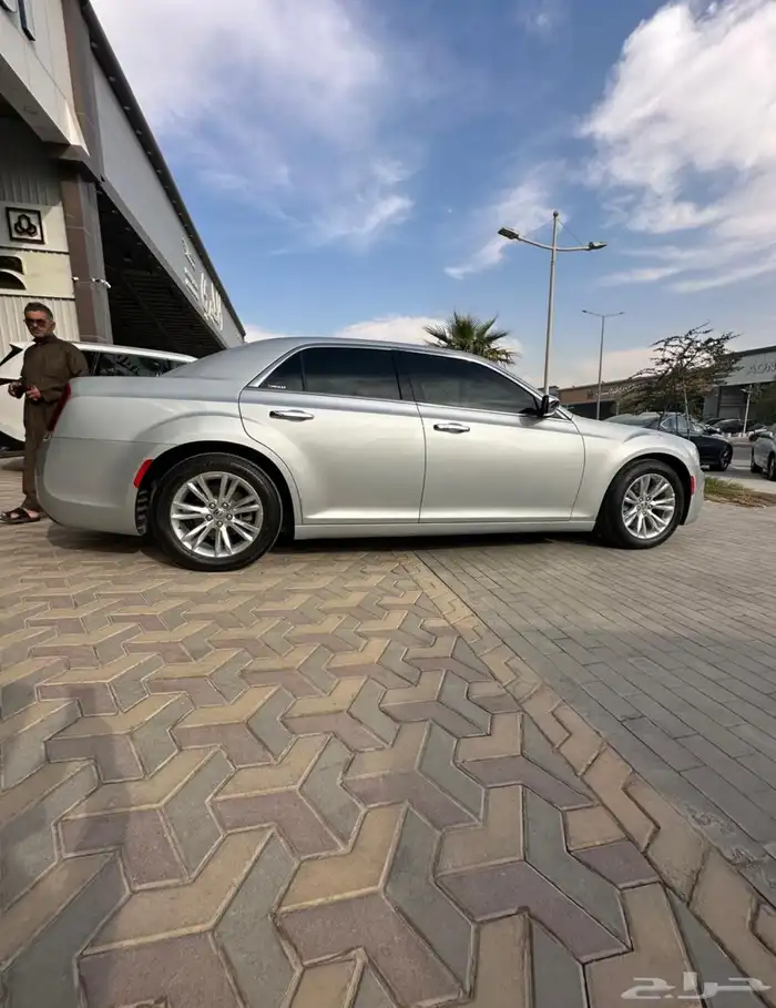 كرايسلر c300 2021 1